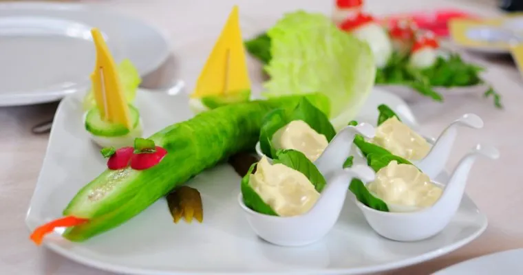 Get Kids to Eat Their Veggies … With a Smile